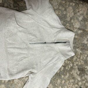 Lululemon Oatmeal Heather Gray Scuba Half Zip